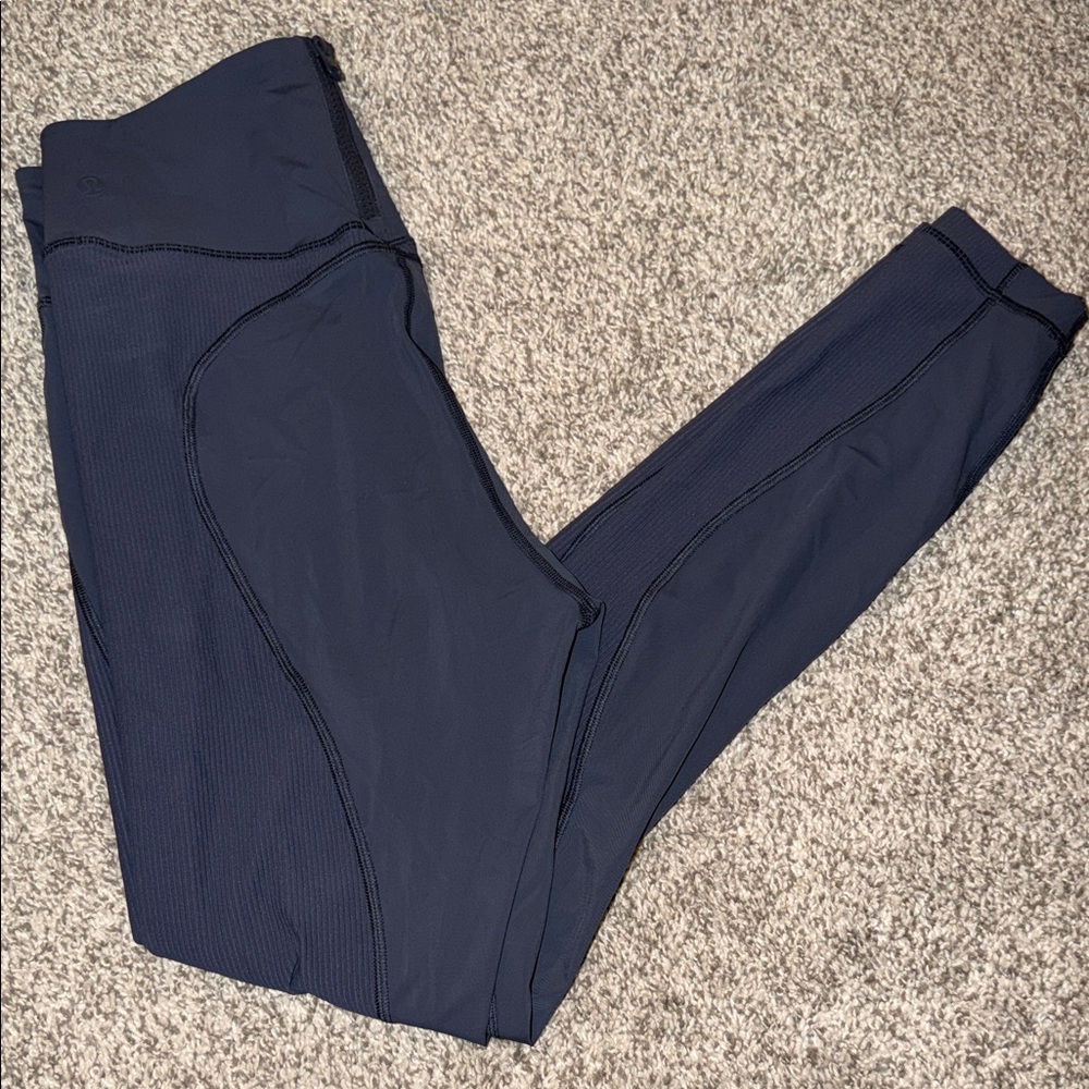Grey/Blue Lululemon leggings with zipper closure in back